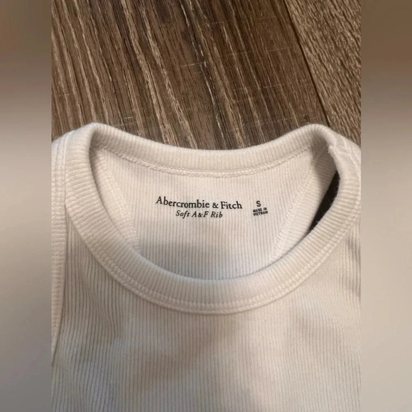 Abercrombie & Fitch Soft A&F White Ribbed High Neck Razorback Bodysuit Size S - Picture 2 of 5
